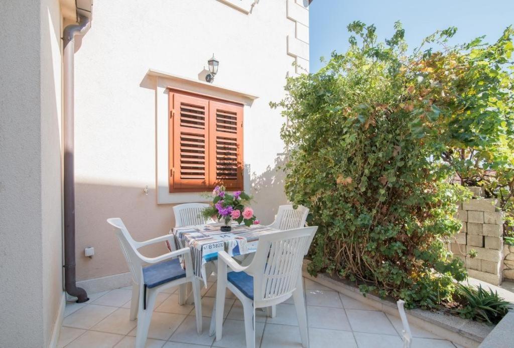 Apartments Longo Супетар Экстерьер фото